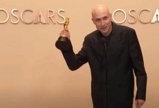 Pemenang Oscar yang Senang Ekspresimen Visual