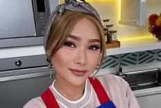 Suami Sembuh, Inul Bagi-bagi Hadiah