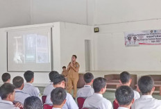 Bakesbangpol Bateng Keliling Sekolah Sosialisasi SIBINTUKAR