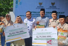 Wako Serahkan Zakat ASN kepada 500 Mustahik
