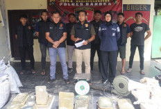 Polres Bongkar Aktivitas Peleburan Timah Ilegal di Sungailiat