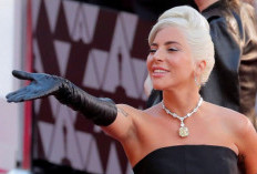 Lady Gaga Batalkan Konser di Kanada