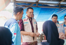 PLN Salurkan Bantuan YBM Tingkatkan Ekonomi Warga