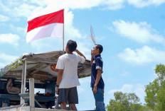 PT Timah Bagikan 480 Bendera