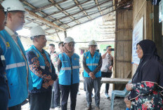 PLN Laksanakan BPBL ke 459 Rumah Tangga   	BANGKA BARAT – PT PLN (Persero) laksanakan Program Bantuan Pasang B