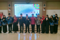 Bupati Fery Lantik Kepala Dinas Kesehatan Nora Sukma