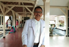 dr. Adi Sucipto Meninggal Dunia