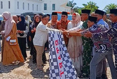 Bupati Riza Lepas Keberangkatan Jemaah Haji Basel