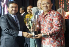  Dompet Dhuafa Raih Trofi SNI Award 2024