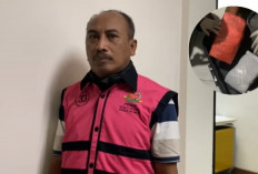 Sembunyikan Rp 5,5 M di Kolong Kasur