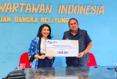 Sambut Hari Raya Kurban, JFX Serahkan Sapi ke PWI Babel