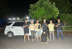 Gadai Mobil Rental 5 Orang Diamankan