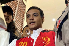 Vadel Badjideh Dituntut 12 Tahun Penjara