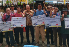 Bantu Mesin Pompa Air Berbahan Gas, Bambang Patijaya Harapan Petani 