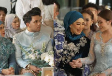 Thariq dan Aaliyah Gelar Acara Tunangan  	