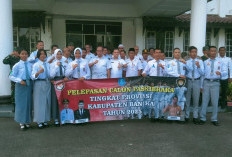 PJ Sekda Thony Lepas 8 Paskibraka Bangka ke Seleksi Nasional