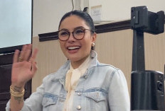 Nikita Mirzani Velocity di Hadapan JPU