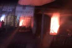 Diduga Korsleting Listrik, Rumah Terbakar, 3 Motor Ludes
