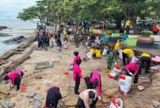 Polres Basel Bersama Forkopimda Bersih - bersih Pantai