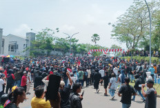  Banyak Warga Terpapar Gas Air Mata, Demo di PT Timah Panas!