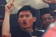 Ketua BEM UGM Bilang Prabowo Subianto: 1 Tahun Daya Rusaknya Parah!