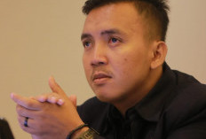 Menggugat Republik: Mana Yang Layak Sejahtera, Antara Guru-Guru Honorer atau Birokrat dan Oligarki?