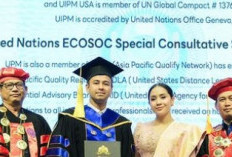 Universitas Apa yang Beri Gelar Doktor ke Raffi Ahmad 