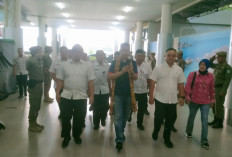 Kembali ke KPK, Pj Bupati Bangka Jantani Lepas Isnaini di Bandara