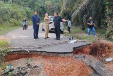 Putus Sejak Mei, Jembatan Keposang Baru Ditinjau 