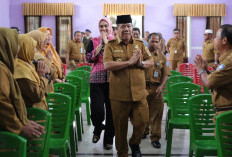 Gubernur Larang Sekolah Pungut IPP