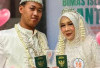 Pemuda 22 Tahun Nikahi Janda Setengah Abad, Cinta Viral di Dunia Maya