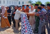 Bupati Riza Lepas Keberangkatan Jemaah Haji Basel